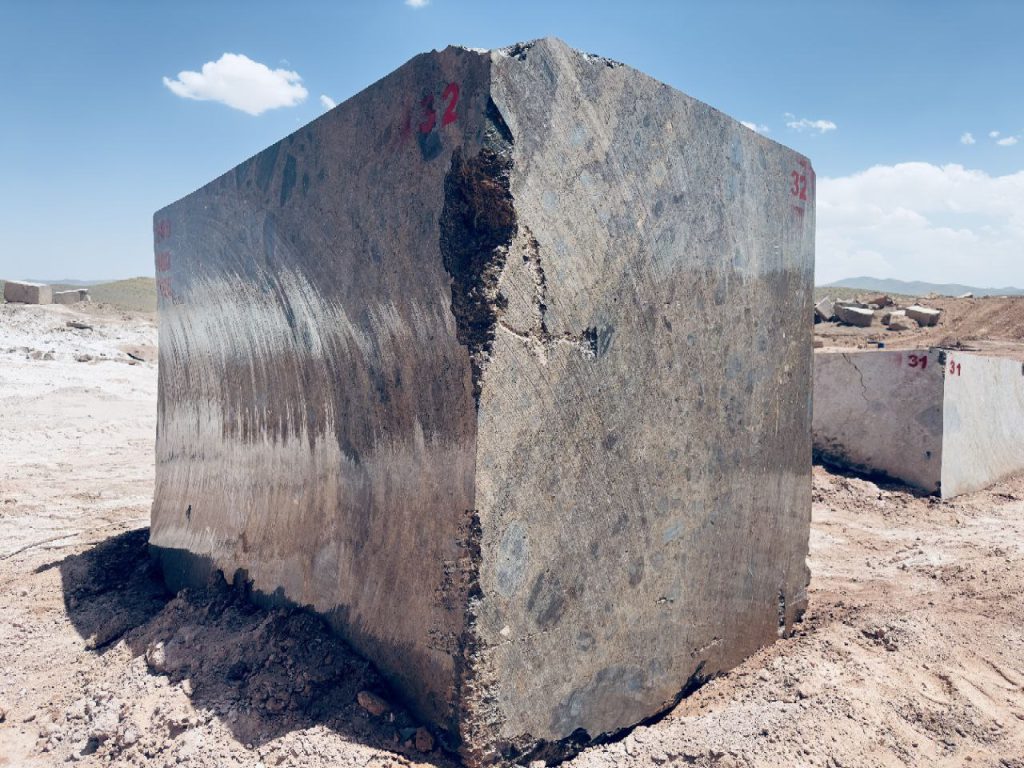 Bronze conglomerate (quarry owner)